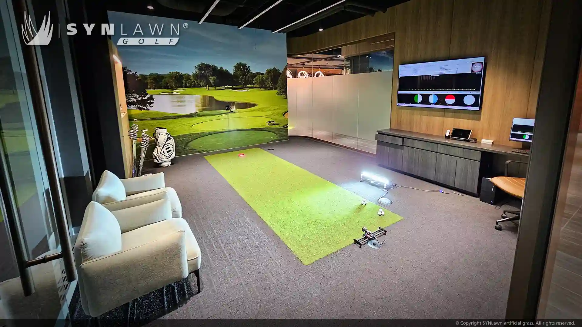 image of image of SYNLawn Golf Turf at Bettinardi Indoor Simulator Studio B Chicago Illiniois